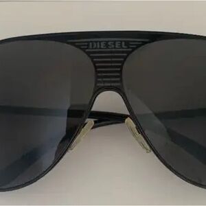 Diesel Black Aviator Sunglasses